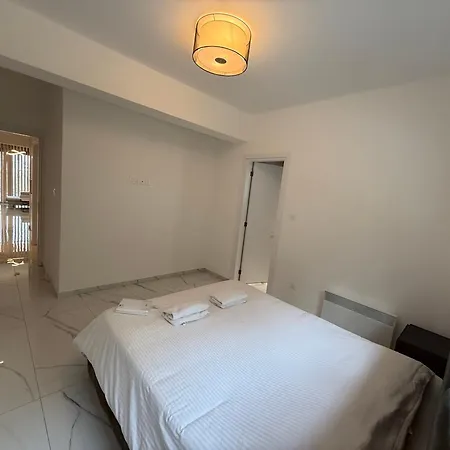 Glabur - Nicosia's Finest 2 Bedroom Lejlighed *