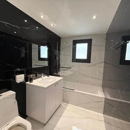 아파트 Glabur - Nicosia's Finest 2 Bedroom 니코시아